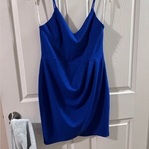 Lulu’s blue mini dress